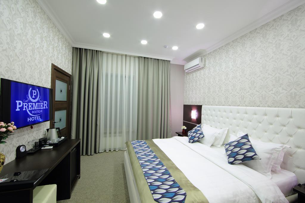 Premier Hotel Bishkek Exterior photo