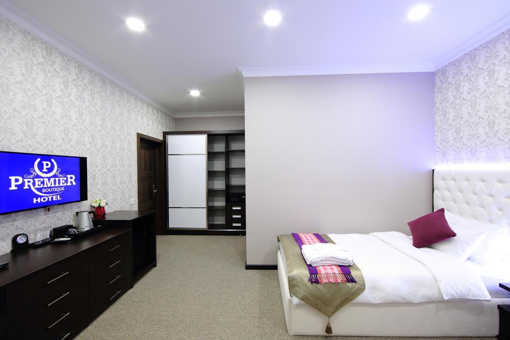 Premier Hotel Bishkek Exterior photo
