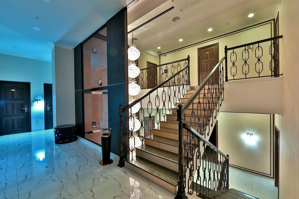 Premier Hotel Bishkek Exterior photo